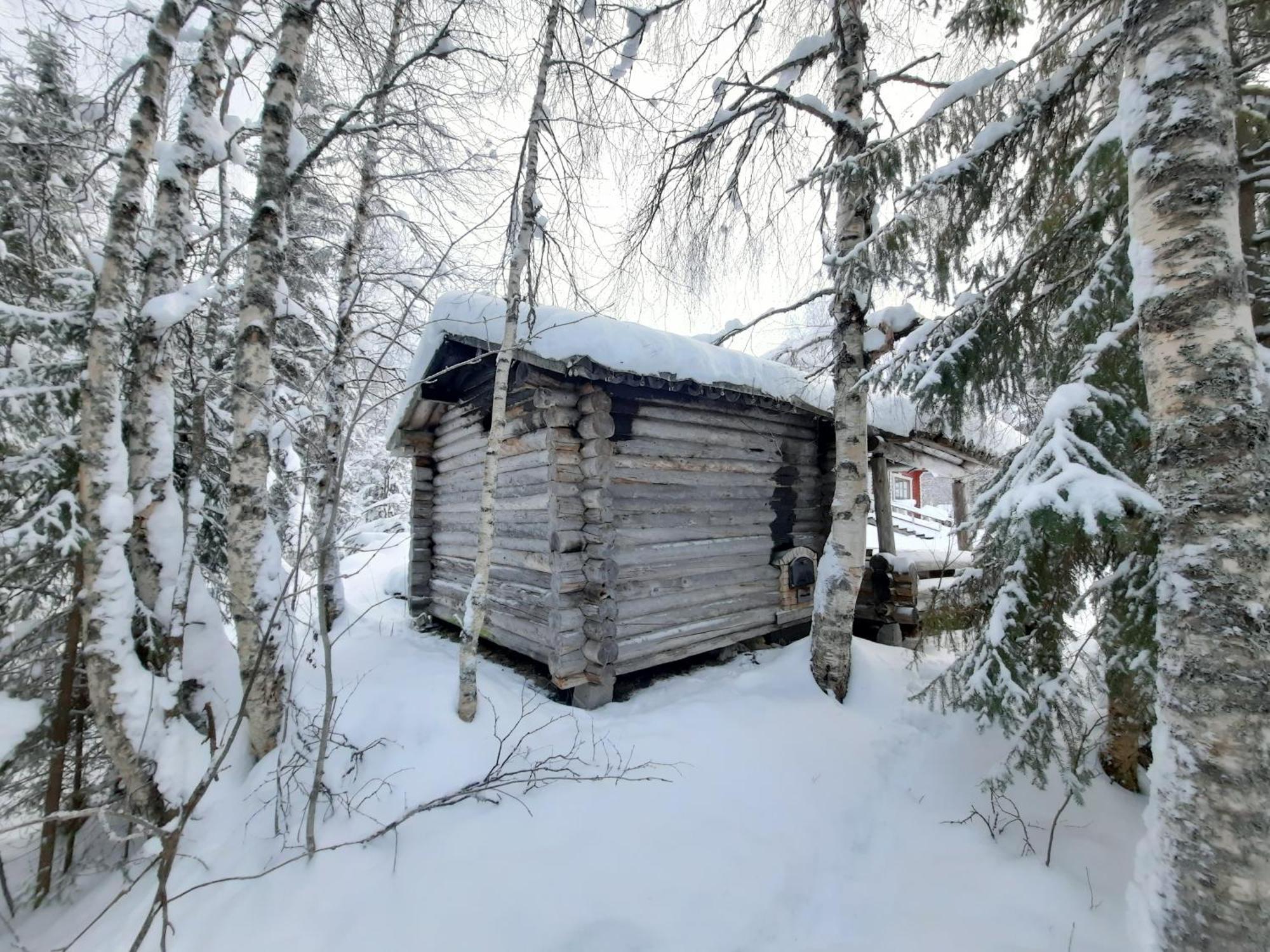 Lapin Villa Hiisi Joen Rannalla Ranua Exterior photo